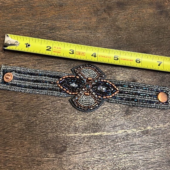 Cuff bracelet - Picture 2 of 2